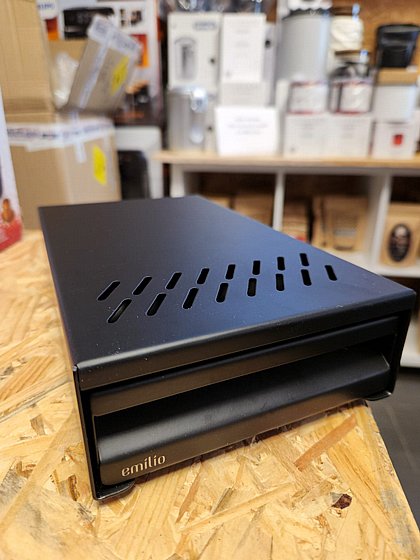 ����� ����� ��� �������� ������ ���� �� Knock Box Emilio