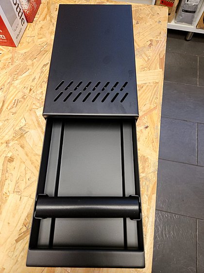 ����� ����� ��� �������� ������ ���� �� Knock Box Emilio