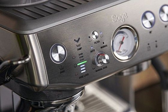 ����� ��� Sage Barista Express Impress �� ����� ������